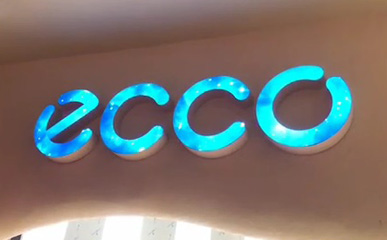 上海愛步ECCO旗艦店P2戶內LED字母屏